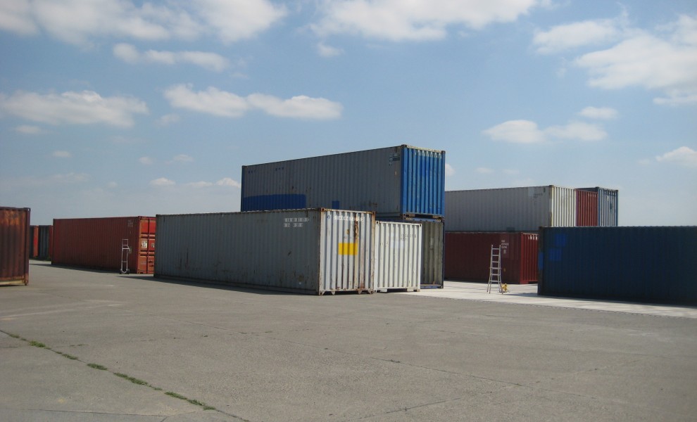 Shipping container building (10)