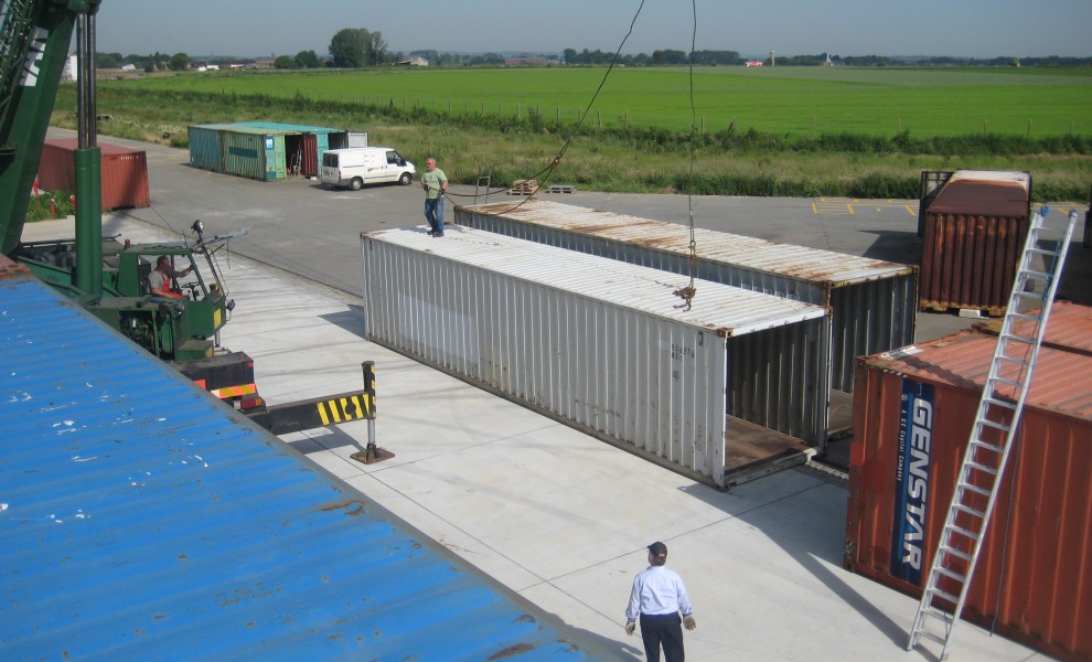 Shipping container building (11)