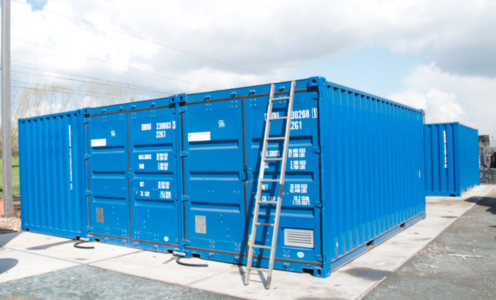 Container warehouse (2)