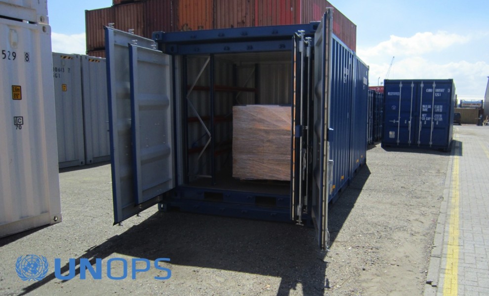 Containers (3)