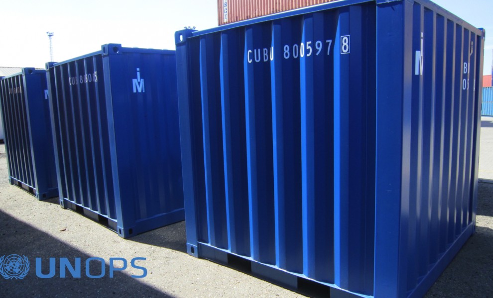 Containers (8)