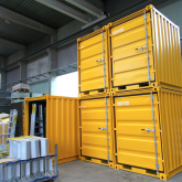 Kleine Ingerichte containers (1)