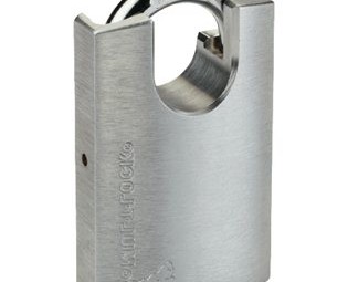 MUL-T-LOCK PADLOCK G47 (7X7) WITH PROTECTED SHACKLE (2)