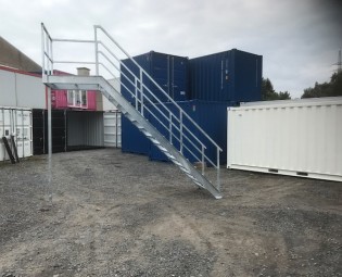 CONTAINER STAIRS (2)