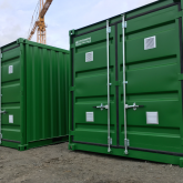 Insulated 10FT storage container with grid floor (3)