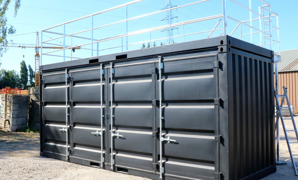 20Ft open side Container mit Terrasse und Treppe (6)