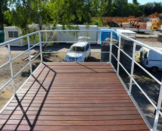 20FT open side container with terrace and stairs (9)