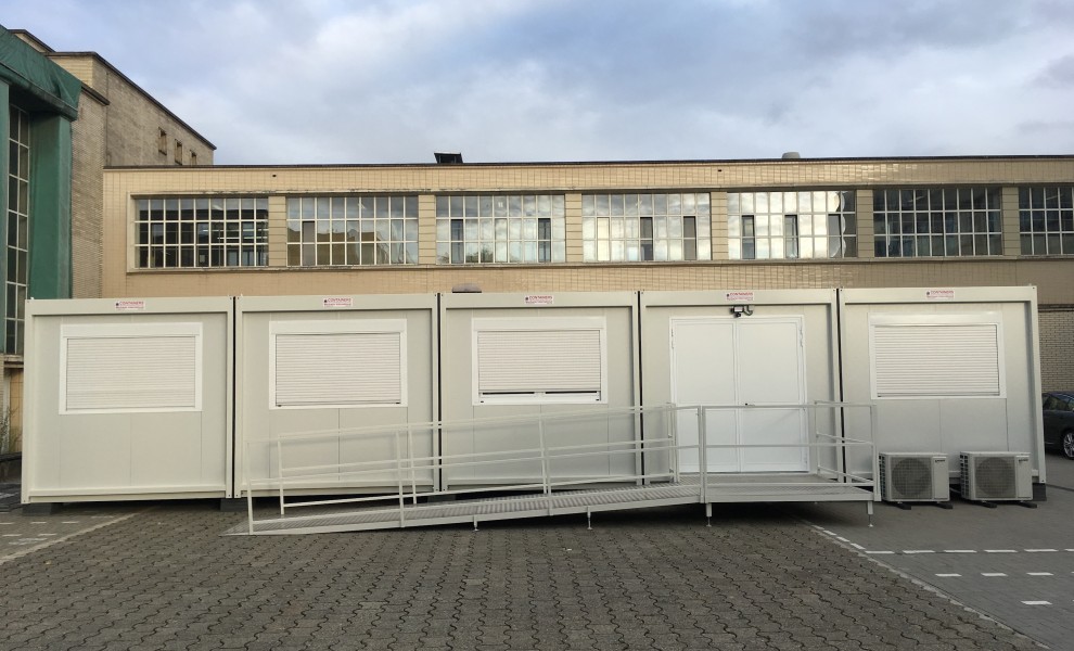 Linked office units (dims. 9,6x3m)