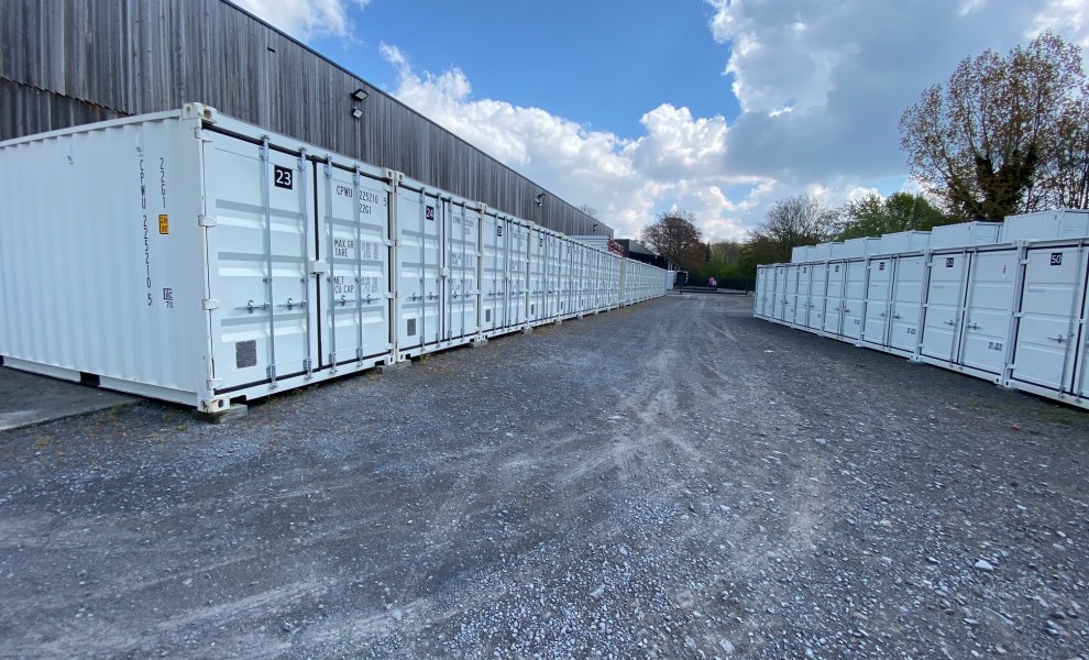 Selfstorage containers