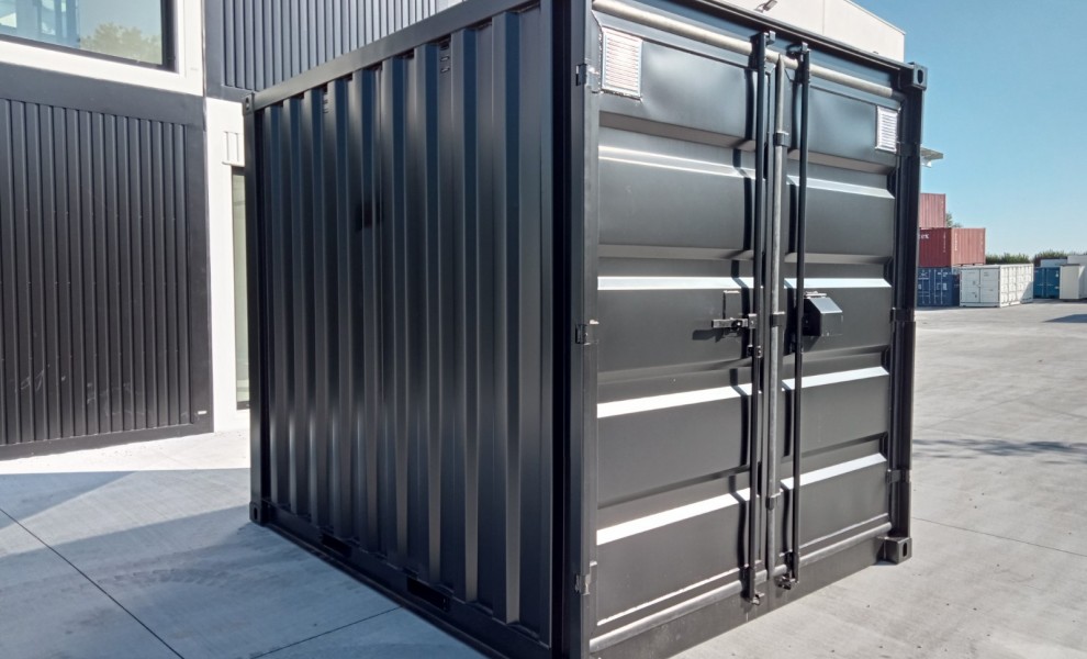 10ft environmental container with electrical connection in color ral 9005 black