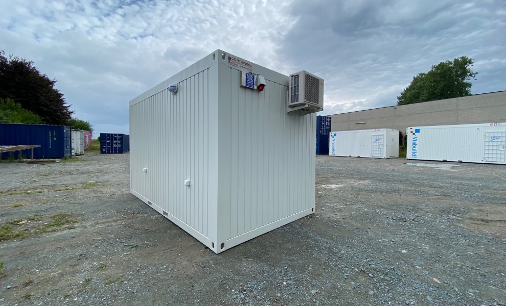ENGINEERING CONTAINER WITH ALARM