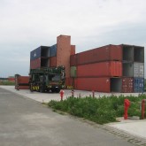 Bâtiment des conteneurs maritimes (19)