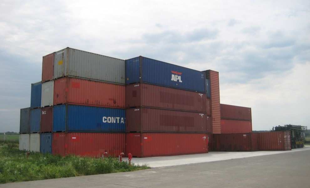 Bâtiment des conteneurs maritimes (12)