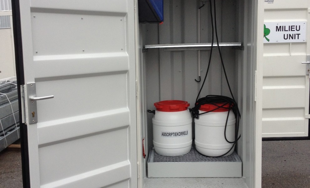 Small storage containers (11)