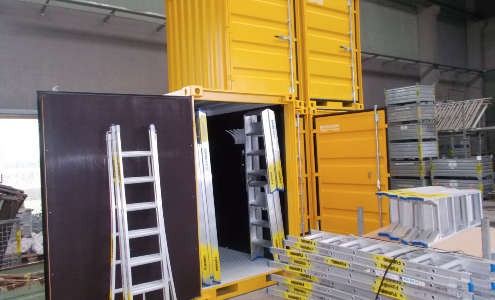 Kleine Ingerichte containers (4)