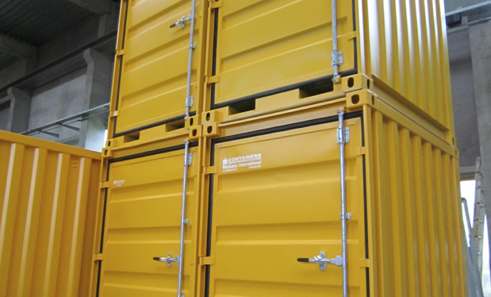 Kleine Ingerichte containers (5)