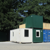 Gekoppelde zeecontainers (7)