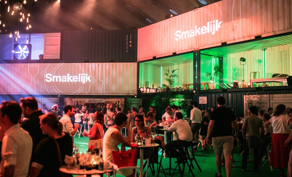 EVENT CONTAINER (15)