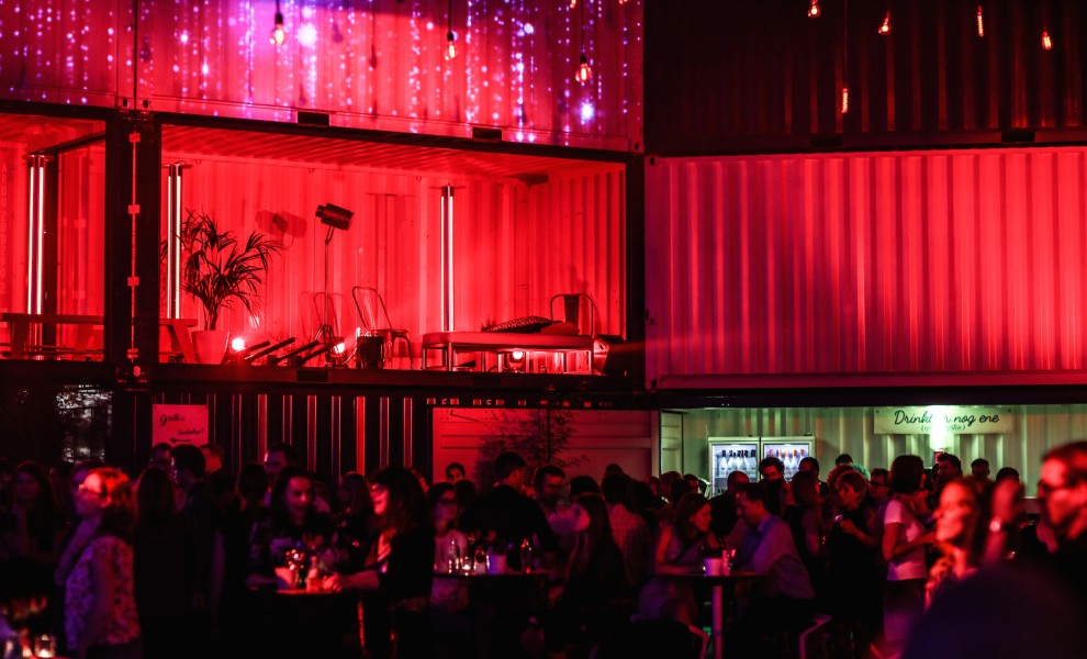 EVENT CONTAINER (14)