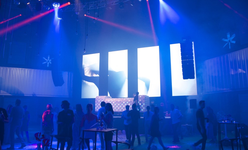 EVENT CONTAINER (13)