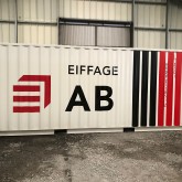 Conteneur avec le logo de l'entreprise (2)