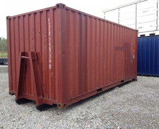 20ft 2dehands container op slede (2)