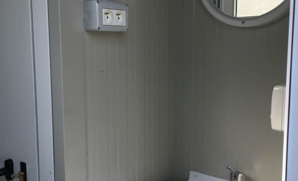 10FT conteneur sanitaire (4)