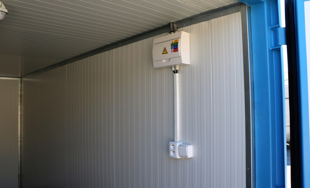 15FT storage container with PUR insulation (4)