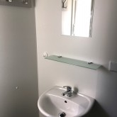 Conteneur sanitaire de pieds sur berce en neuf (17)