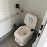 Conteneur sanitaire de pieds sur berce en neuf (18)