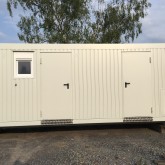 Conteneur sanitaire de pieds sur berce en neuf (3)