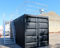 20FT OPEN SIDE CONTAINER MIT TERRASSE UND TREPPE