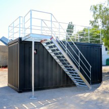 20Ft open side Container mit Terrasse und Treppe (1)