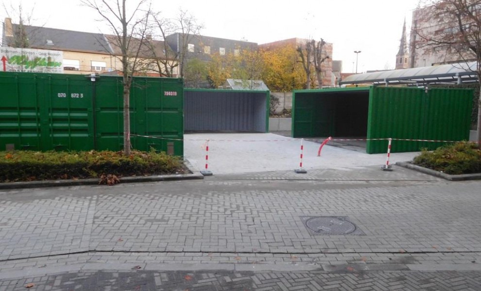Lieu de stockage couvert dans des conteneurs