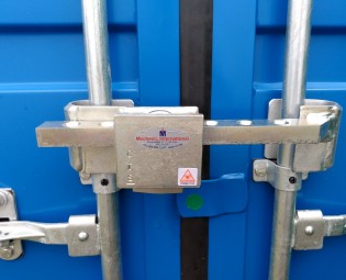 Serrure de conteneur avec PL7000