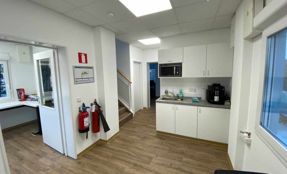Conteneur de bureau avec kitchenette