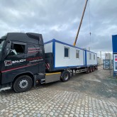 Transport de deux conteneurs de bureaux de 20pds