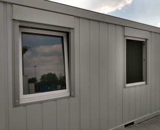 Neue 20-fuß-Bürocontainer - Ral 7035 Hellgrau - Drehkippfenster