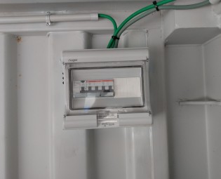 20 Fuß Bar-Container mit Luke und Elektrizität - Sicherungskasten