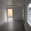 Weiße Bürocontainer von 6 bei 3 meter