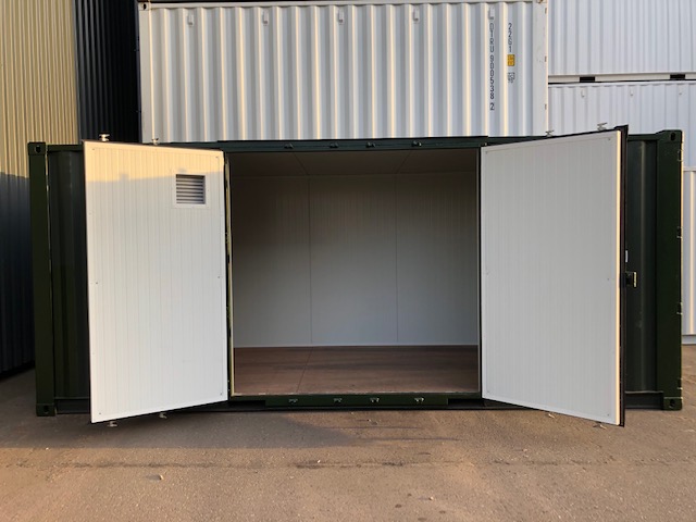 Conteneur maritime de 20pds avec porte latérale en vert foncé