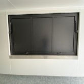 Conteneur de bar 6x3m en noir (Ral 9005)