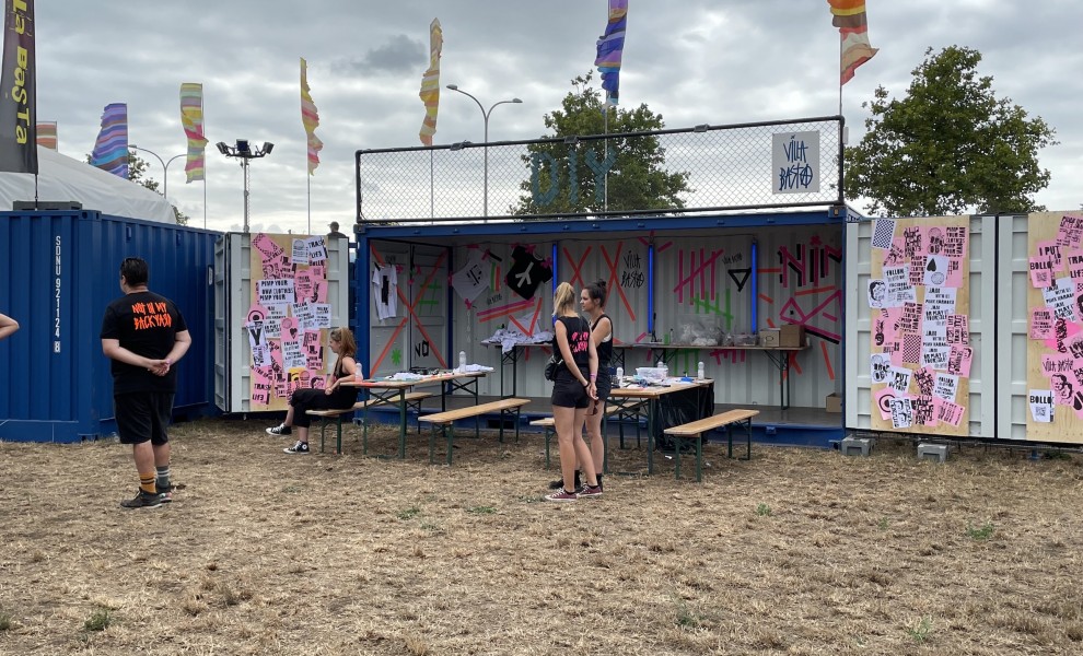 Conteneur ouverture laterale à Pukkelpop 2022