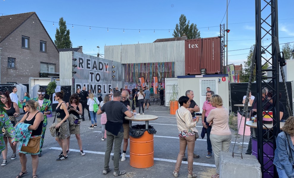 Conteneur bar et scène Rock Ternat '22