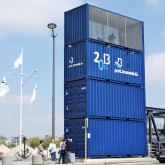 Conteneurs maritimes empilé (2)