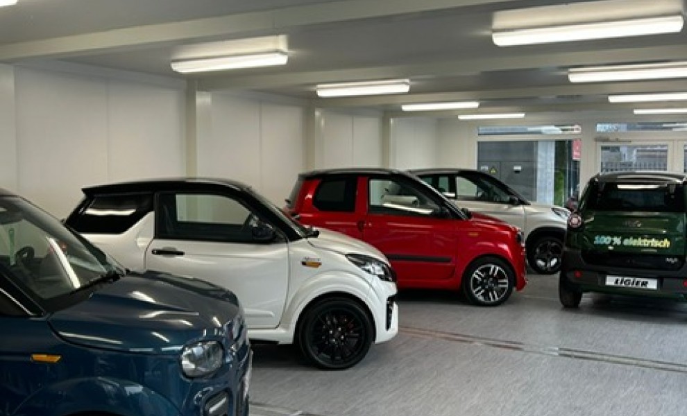 Showroom Containers
