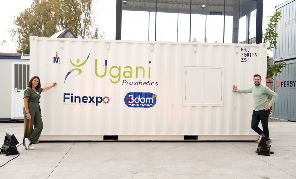 Zeecontainer Ugani