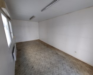 Tweedehands bureelcontainer 6x3m met zwart kader