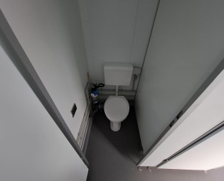 20ft_Sanitair_MV_11