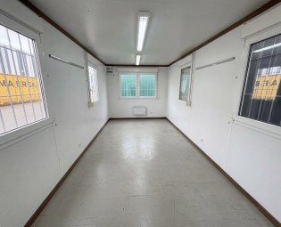 Bureelcontainer-8x3-tweedehands3